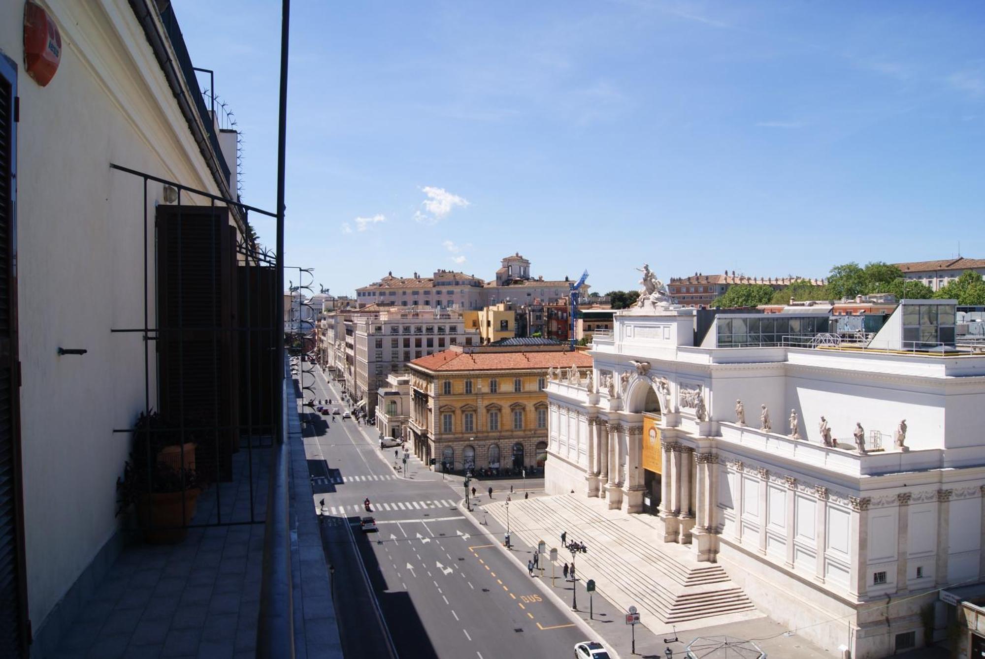 Glam Luxury Rome Hotel Exterior photo